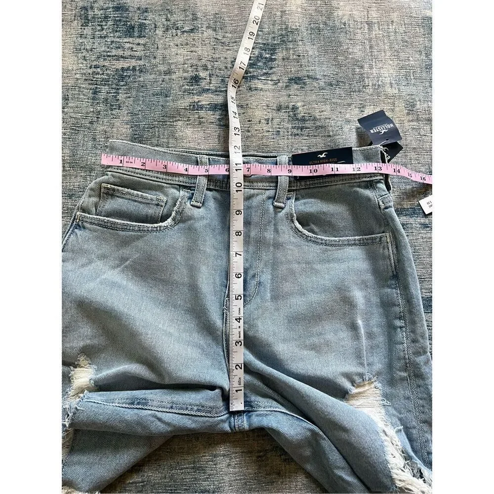 Hollister light wash